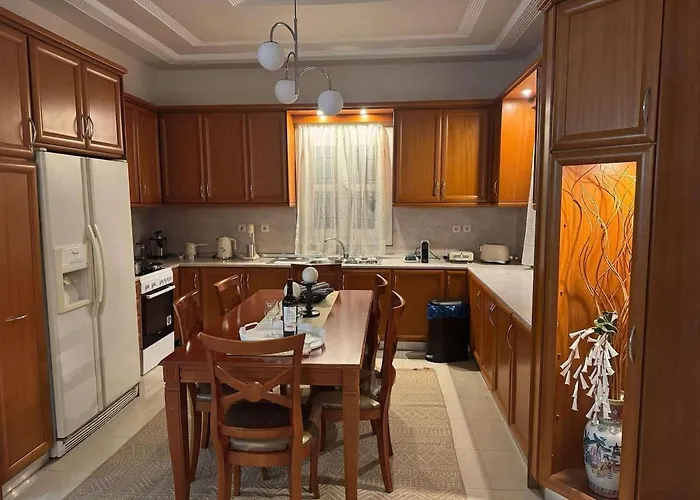 Castle بيت للعطل *